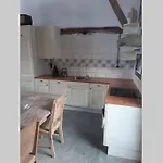 In Authentiek Koetshuis Met Bedstee *