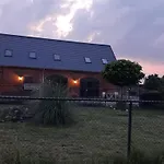 In Authentiek Koetshuis Met Bedstee *