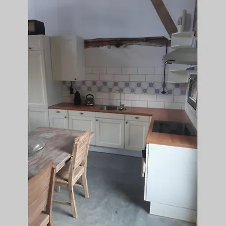 In Authentiek Koetshuis Met Bedstee *