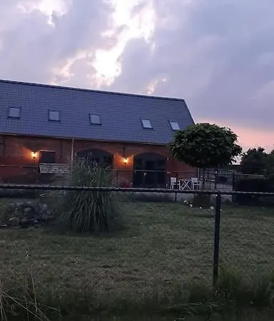 アパート In Authentiek Koetshuis Met Bedstee *