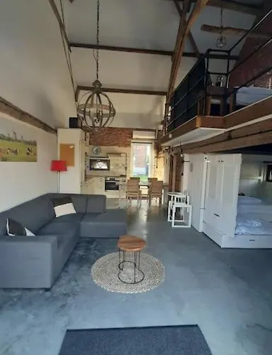 Apartament In Authentiek Koetshuis Met Bedstee *